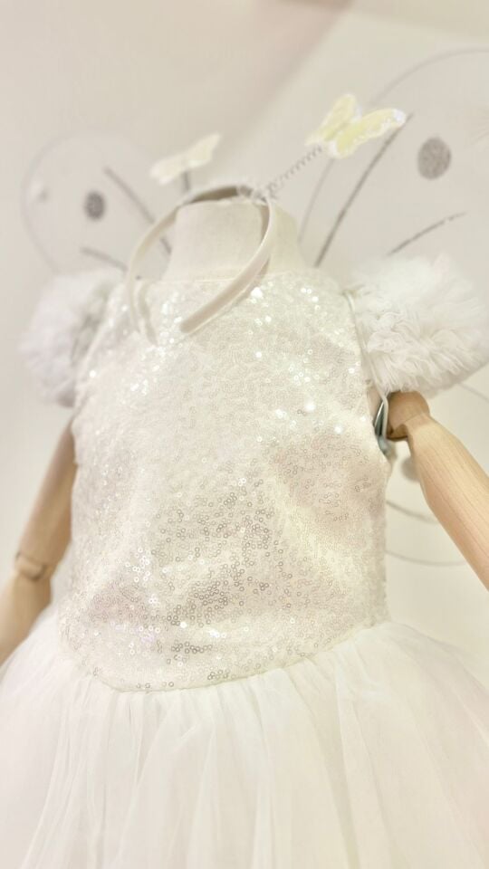 KELEBEK KANATLI UZUN ELBİSE