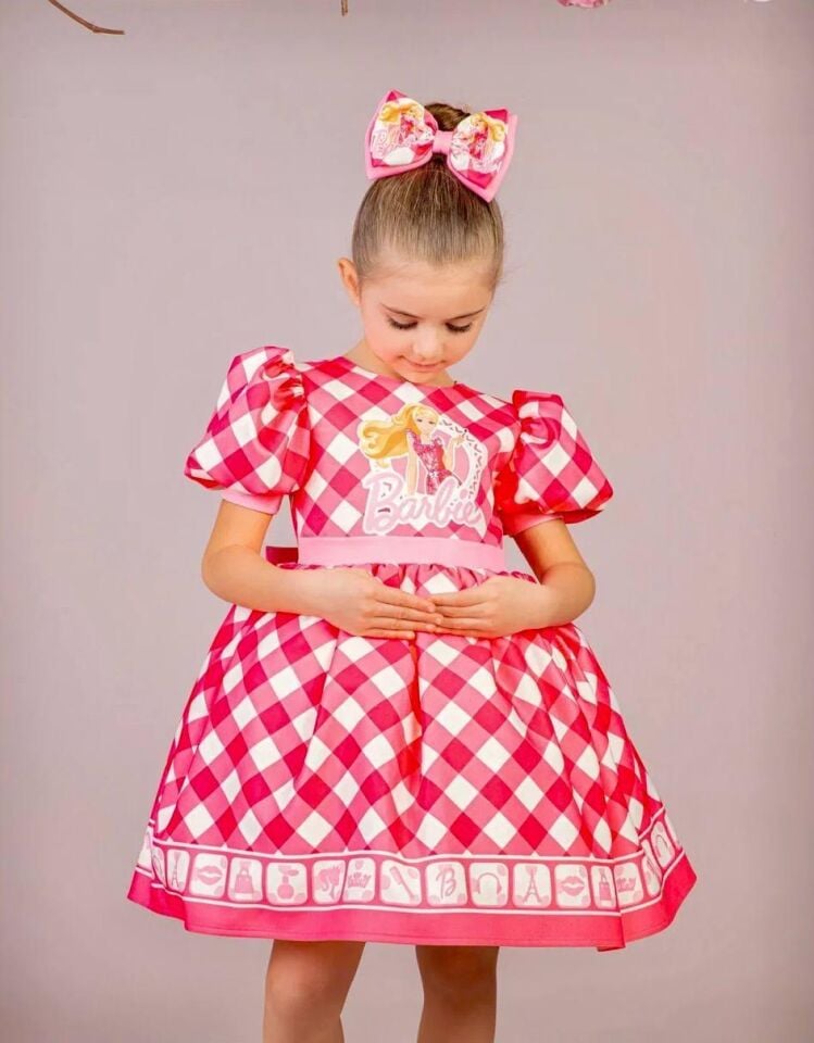Ekoseli Barbie Elbisesi