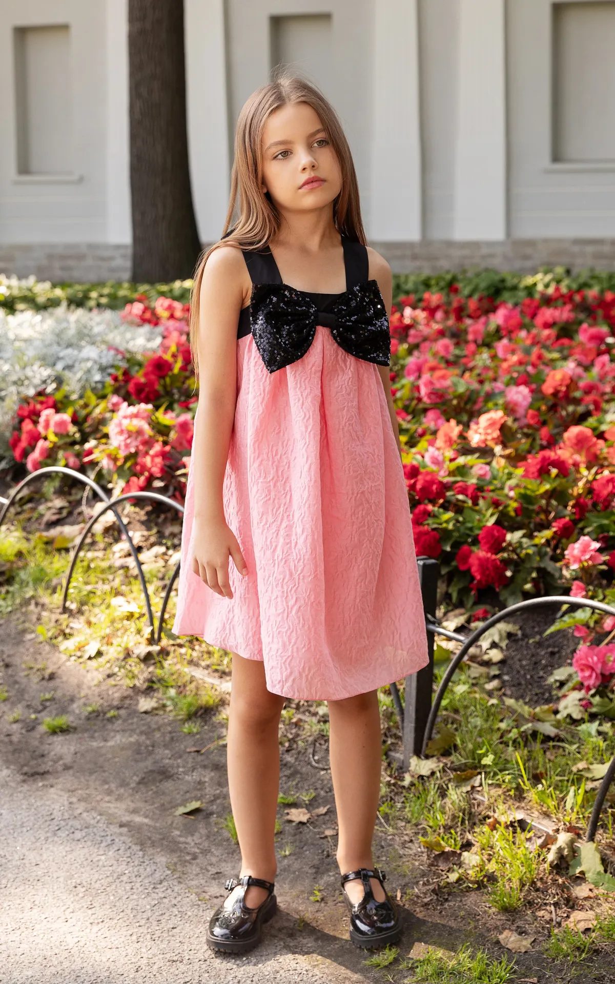 Payet Siyah Fiyonklu Elbise